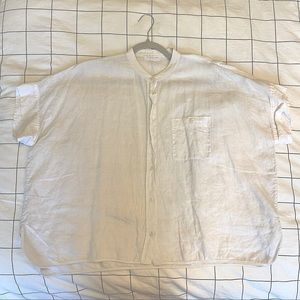 Everlane linen collarless short sleeve square shirt